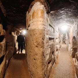 Tour della Via Appia Antica con catacombe e acquedotti