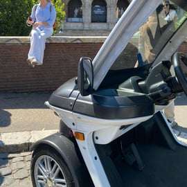 Roma: Tour della città imperiale in golf cart con trasferimento opzionale