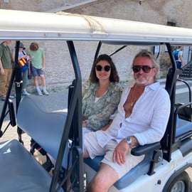 Roma: Tour della città imperiale in golf cart con trasferimento opzionale