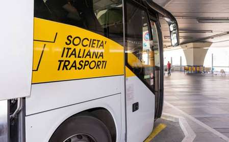 Roma: Transfer con bus navetta da o per l'aeroporto di Fiumicino