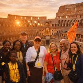 Roma: Tour del Colosseo al tramonto con ingresso