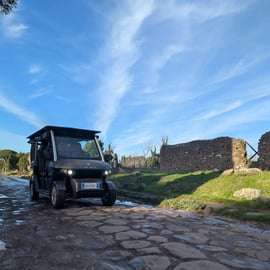 Tour in golf cart sulla Via Appia Antica e le catacombe