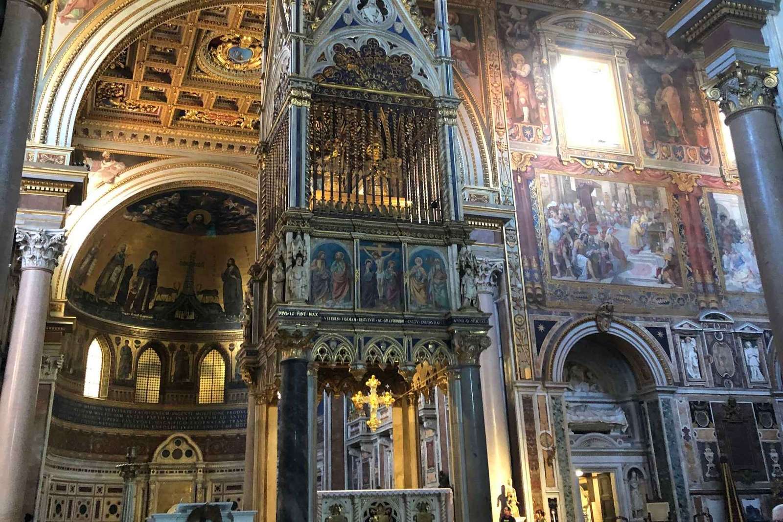 Roma: Tour di un'ora della Basilica di San Giovanni in Laterano e di Piazza di Spagna