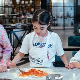 Roma: Pizza, gelato e divertimento in un corso di cucina gustoso