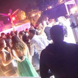 Roma: Pub Crawl e Ultimate Party con Open Bar e Pizza