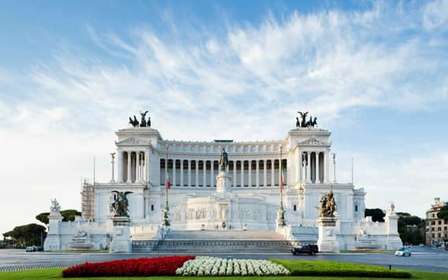 Roma: Vittoriano con Rooftop e Palazzo Venezia Ingresso con invito