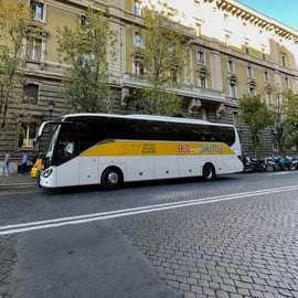 Bus navetta tra Fiumicino e il Vaticano
