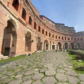 Roma: L'esperienza dei Mercati di Traiano con il video multimediale