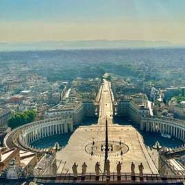 Tour della Basilica di San Pietro, della tomba, della cupola e della necropoli sotterranea