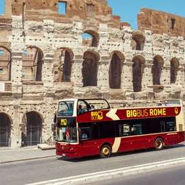 Bus hop-on hop-off scoperto per vedere Roma