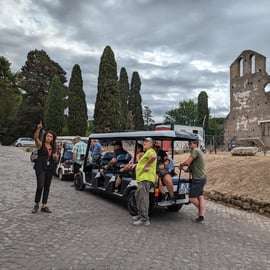 Tour in golf cart sulla Via Appia Antica e le catacombe