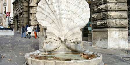 Fontana delle Api