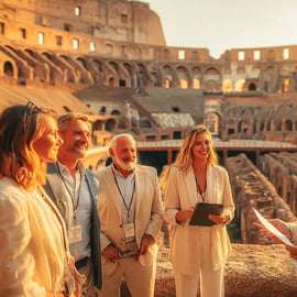 Roma: Tour crepuscolare dell'Arena del Colosseo e visita dei Fori Imperiali
