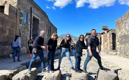 Roma: Tour di Pompei con vino e pranzo in treno ad alta velocità