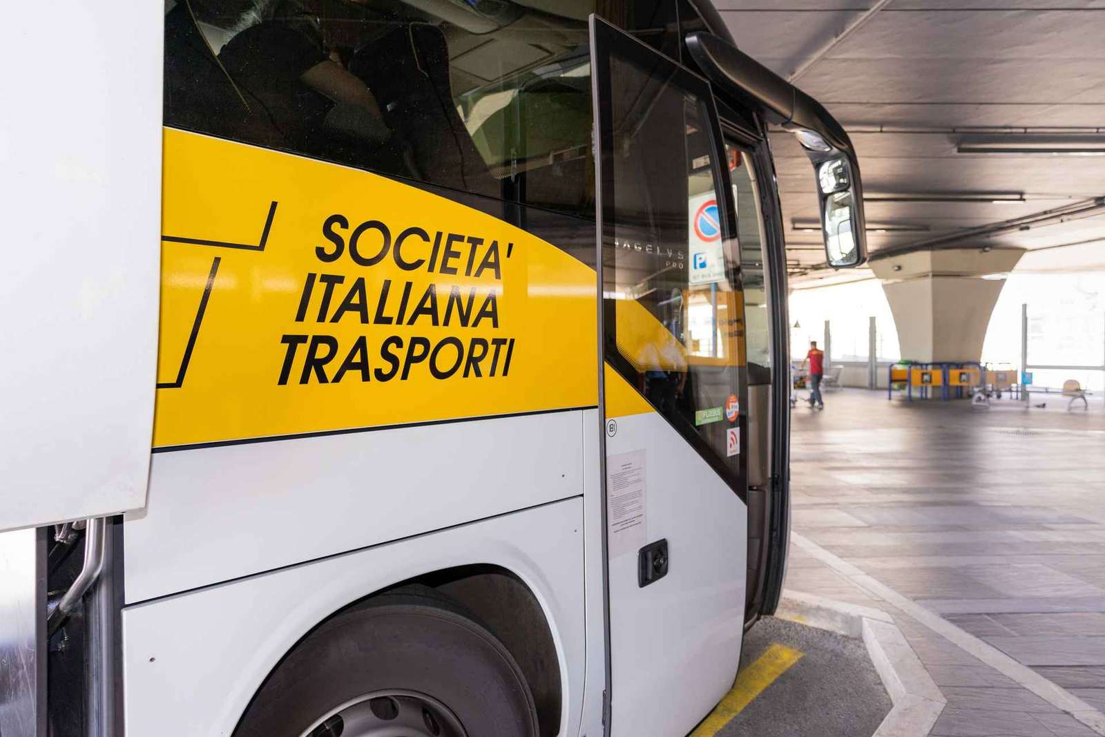 Navetta Fiumicino-Roma Termini, bus con Wi-Fi