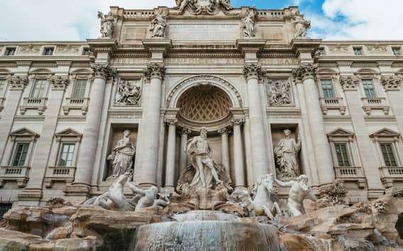 Roma: Tour guidato della Fontana di Trevi e dei sotterranei