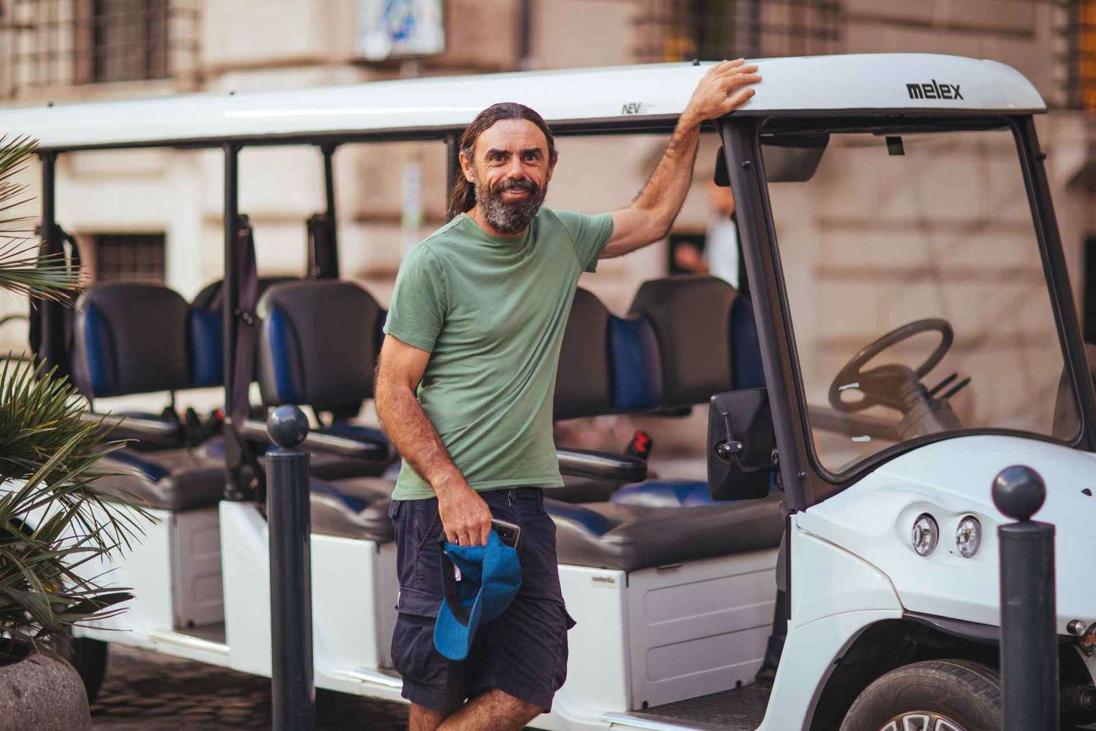 Roma: Tour serale in golf cart con aperitivo