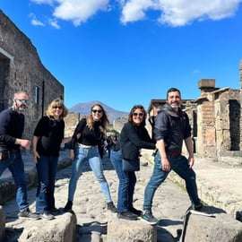 Roma: Tour di Pompei con vino e pranzo in treno ad alta velocità