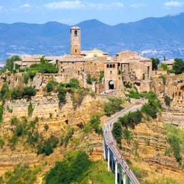 Da Roma: Escursione di un giorno a Bagnoregio e Orvieto con vino e pranzo
