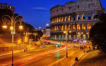 Tour del Colosseo in prima serata con accesso all'arena