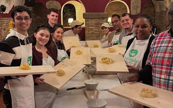Roma: Corso di Fettucine e Tiramisù vicino a Piazza di Spagna