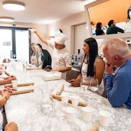 Roma: Corso pratico di pasta e gelato in centro città