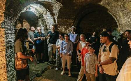 Roma: Tour sotterraneo delle cripte e delle catacombe con trasferimenti