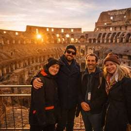 Roma: Tour del Colosseo al tramonto con ingresso