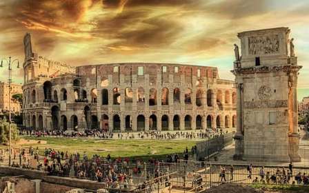 Roma: Tour del Colosseo al tramonto con ingresso